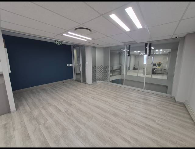 403M² OFFICE TO LET IN RIVONIA